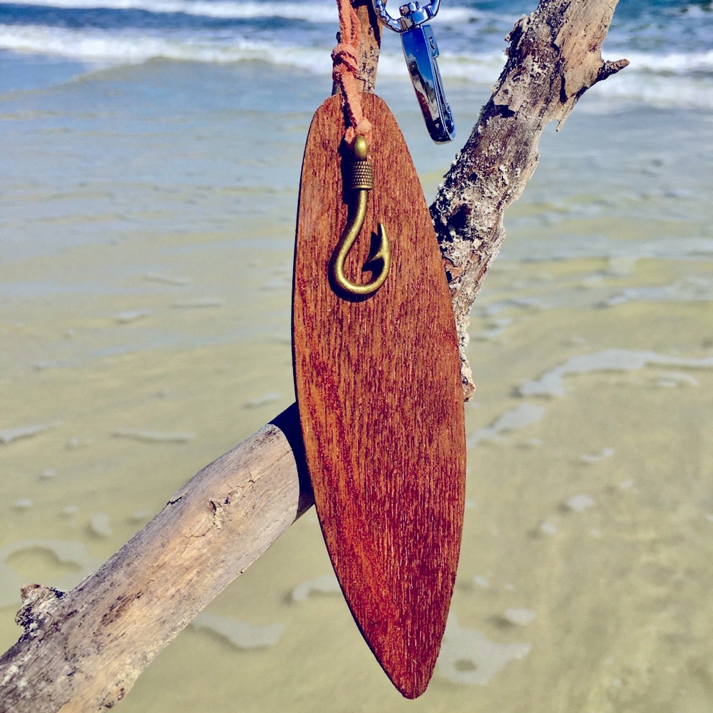 Surfboard keychain. Hand made